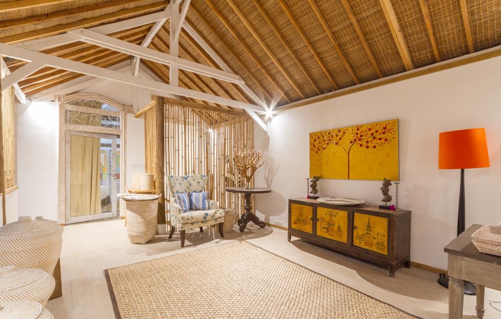 Villa Shelra ギリ島 エクステリア 写真