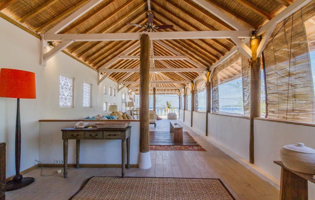 Villa Shelra ギリ島 エクステリア 写真